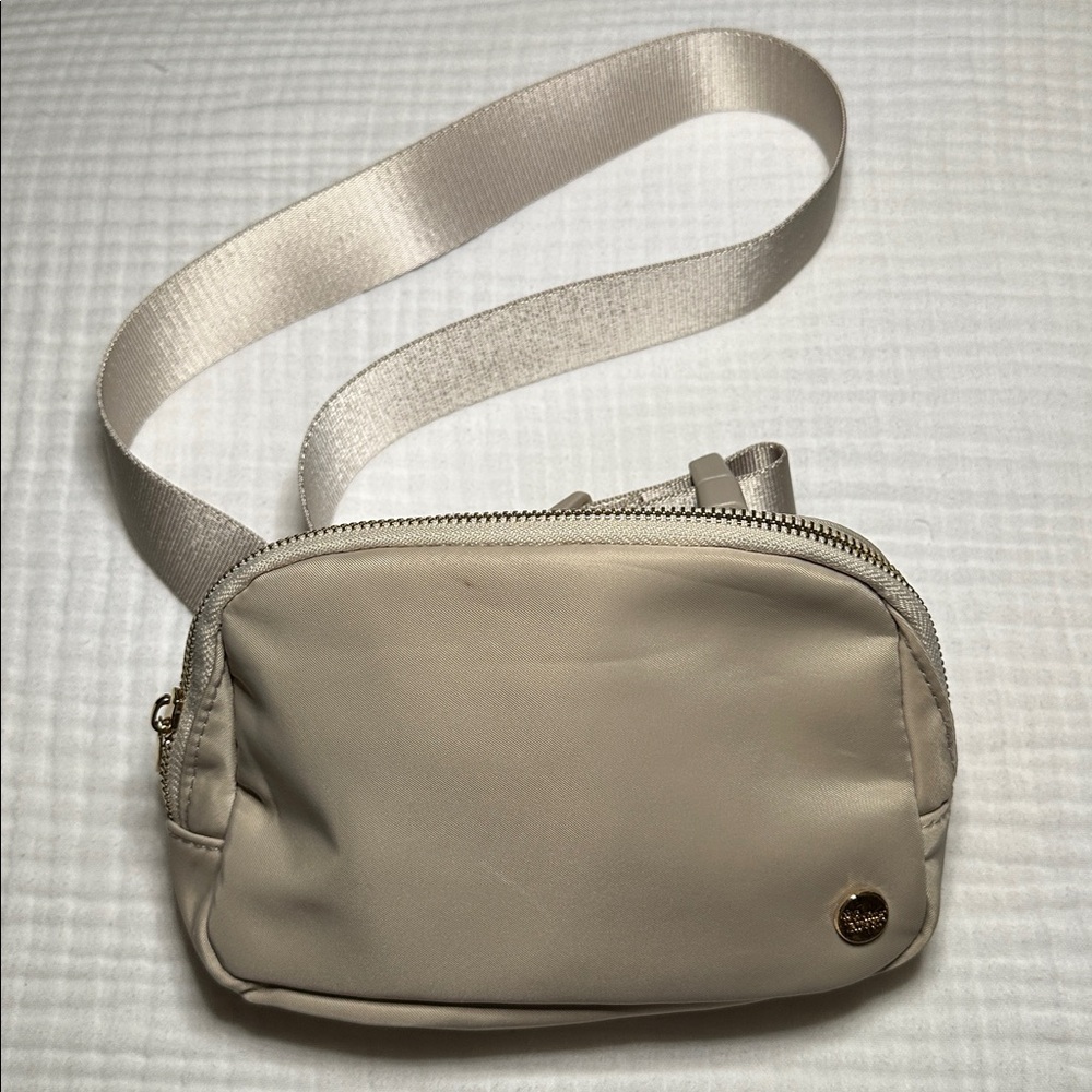 THE DARLING EFFECT. Fanny pack/belt bag